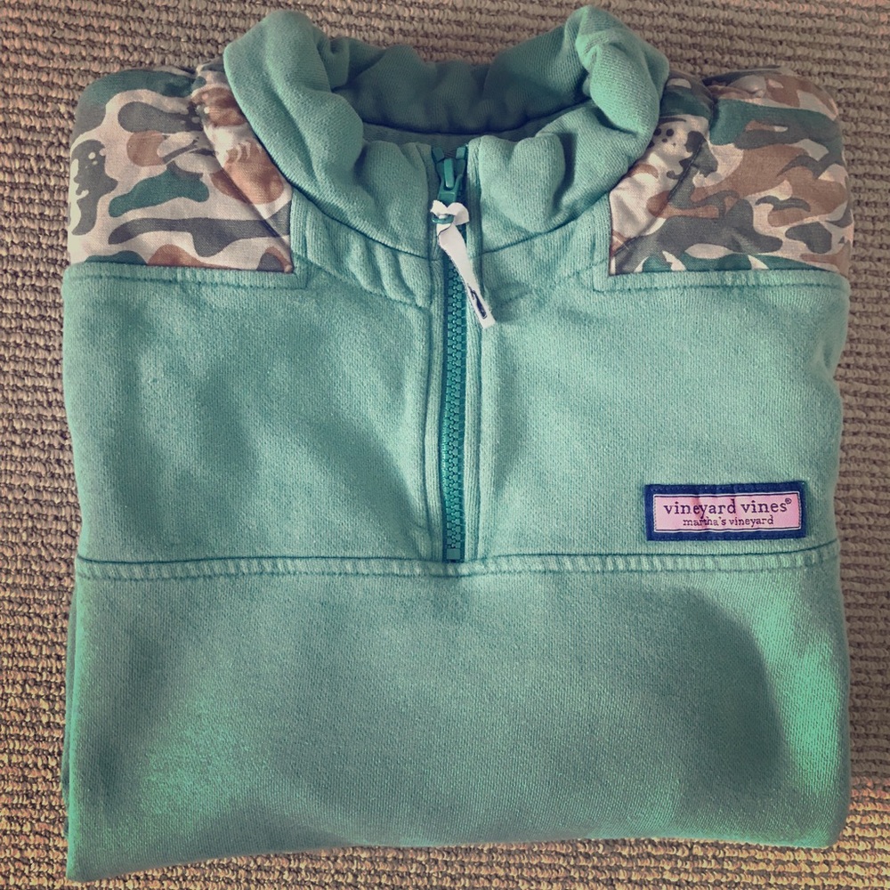 Vineyard Vines Green/Camo Print Sweatshirt